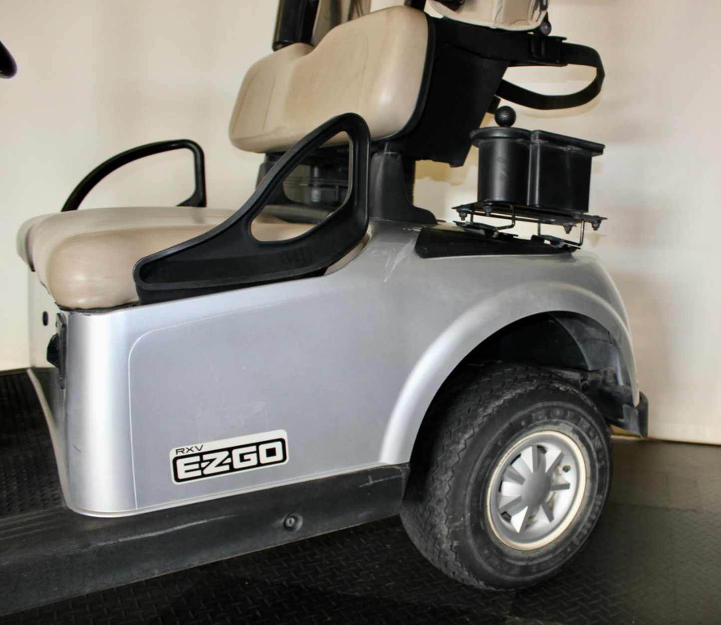 2017 EZGO RXV Electric